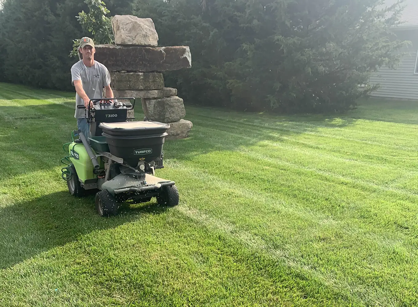 lawn fertilization Auburn, IL